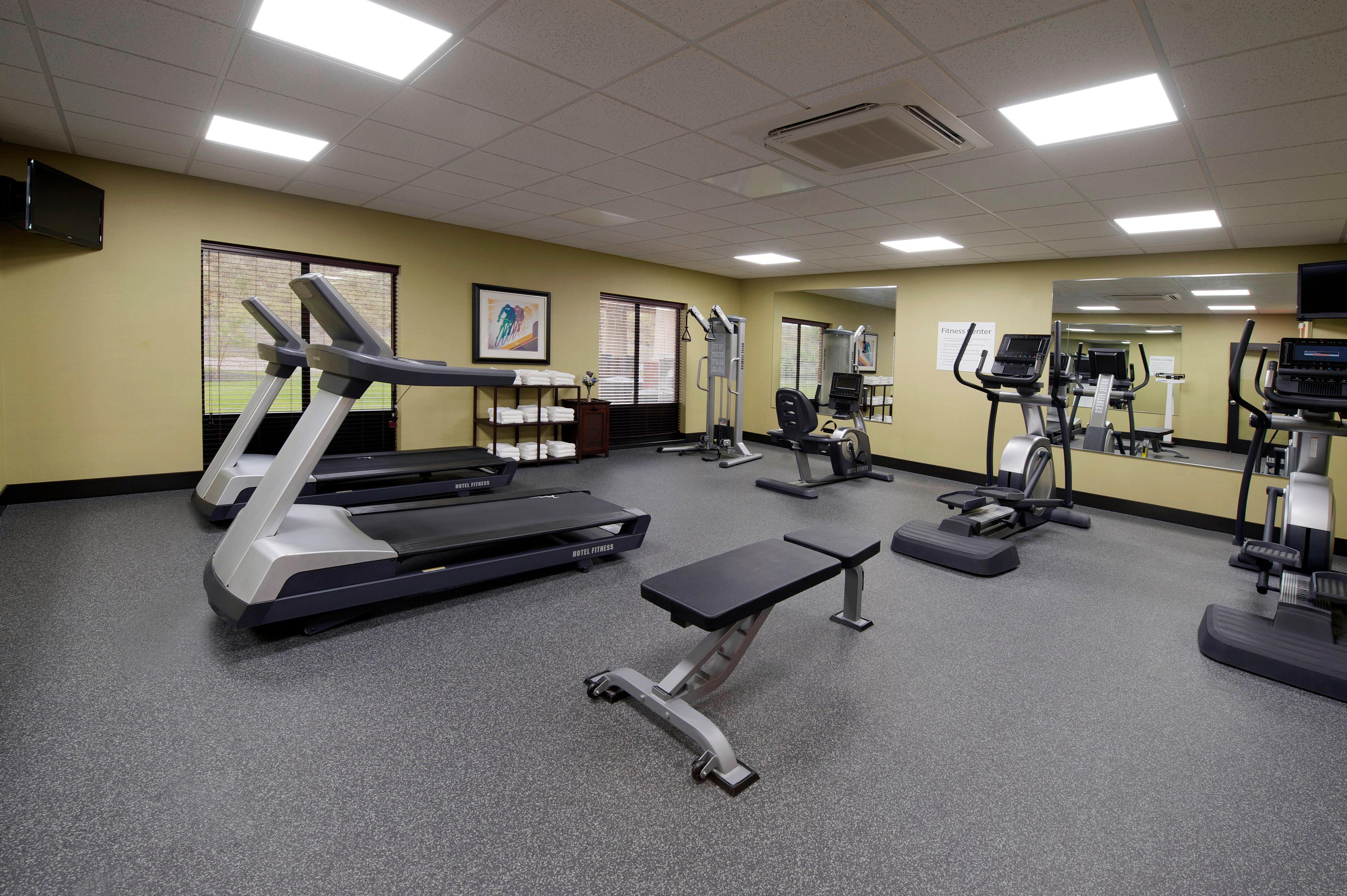 Holiday Inn Express Hotel & Suites Clearfield By Ihg Exterior photo